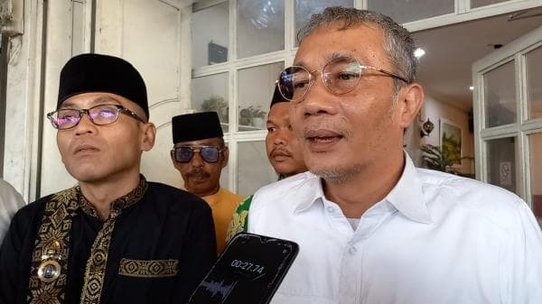 HIRO Janji Naikkan Gaji Kepling Jadi Rp5 Juta