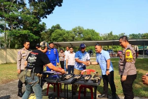 Polres Dumai Gelar Latihan Menembak Bersama Forkopimda