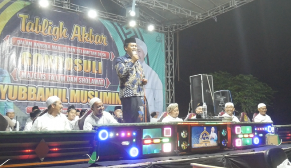 Meriahnya Pengajian Akbar di Desa Gondosuli Probolinggo Saat Peringatan Maulid dan Selamatan Desa