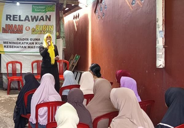 Pilih yang Ada Perempuannya, dr. Ririn Lanjutkan Berobat Gratis Cukup dengan KTP