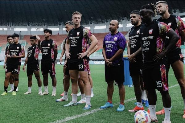 Link Live Streaming Semen Padang vs Persis Solo di Liga 1 Sore Ini, Kick-off 15.30 WIB