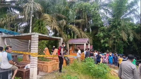 Polisi Ekshumasi Makam Siswa SMP yang Tewas Usai Dihukum Squat Jump di Deliserdang