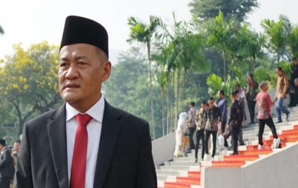 Obon Tabroni Putra Asli Kabupaten Bekasi yang Kembali Menjabat Anggota DPR RI Periode 2024-2029