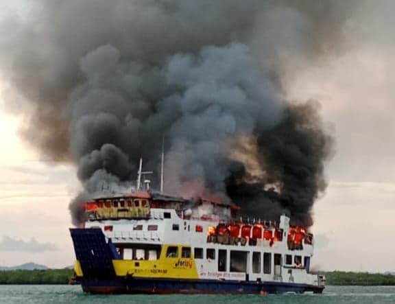 Kapal Roro KMP Tandemand Terbakar saat Labuh Jangkar di dekat Pulau Kasam