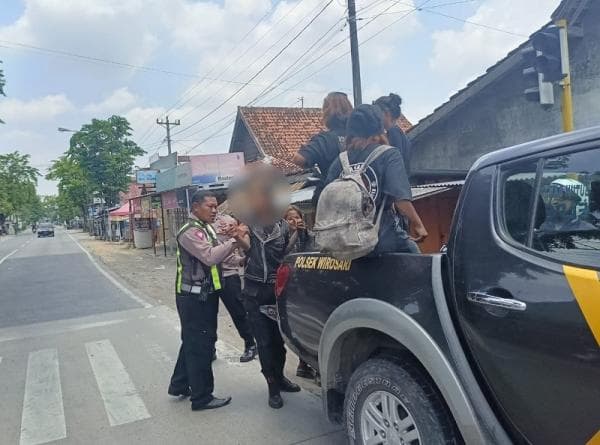 Polsek Wirosari Tertibkan Sekelompok Anak Punk, Dinilai Resahkan Pengguna Jalan