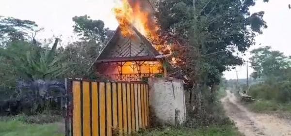 Kebakaran Hebat Landa Sekolah Alam di Lebak, Bangunan dan Isinya Ludes Dilalap Api