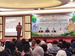 Buka Seminar Kebangsaan di UNDIP, Pj Gubernur Jateng Ajak Generasi Z-Milenial Sukseskan Pilkada 2024