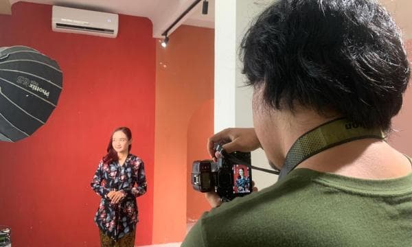 Dari Hobi Jadi Cuan, Aris Fotografer Muda Ponorogo Kini Rambah Konten Kreator