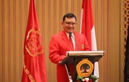 Rektor Untag Surabaya Raih Penghargaan Academic Leader 2024, Bukti Kepemimpinan Visioner