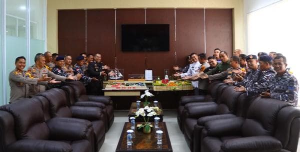 HUT TNI, Polres Dumai Terus Bersinergi  TNI Jaga Keamanan dan Kenyamaman