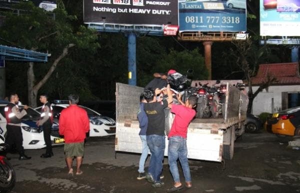 Polisi Amankan 76 Motor Pakai Knalpot Brong Waktu Balap Liar di Batam