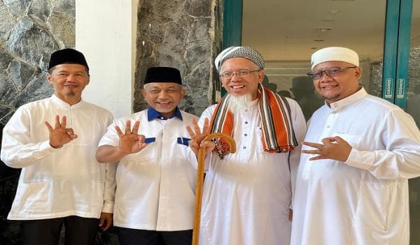 Silaturahmi Ahmad Syaikhu di Ponpes Az-Zikra, Serukan Cinta dan Keteladanan Nabi Muhammad SAW