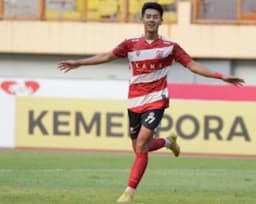 Shin Tae-yong Beri Kejutan! Malik Risaldi Dipilih di Atas Ramadhan Sananta, Ini Alasannya