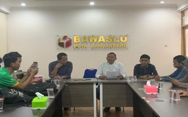 Bawaslu Banjarbaru Hentikan Proses Laporan Dugaan Pelanggaran Administratif Pemilu