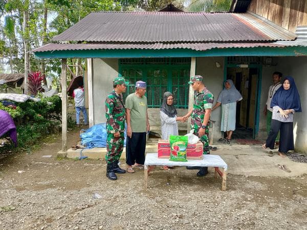 Korban Kebakaran Terima Santunan dari Dandim 0110 Abdya