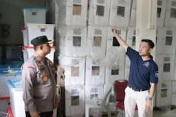 Kapolres Siak Cek Gudang Logistik KPUD