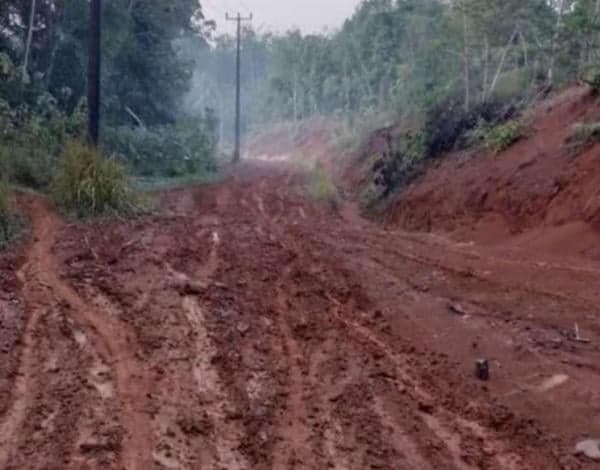 Jalan Sukahujan-Cikaret Rusak Parah, Aliansi Jalan Rusak : Kami Minta DPRD Lebak Cari Solusi