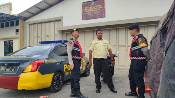 Polres Tasikmalaya Kota Perketat Patroli Gudang Logistik KPU Jelang Pilkada 2024