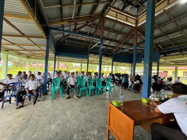 Kapolsek Minta Warga Pasir Luhur Jaga Kamtibmas