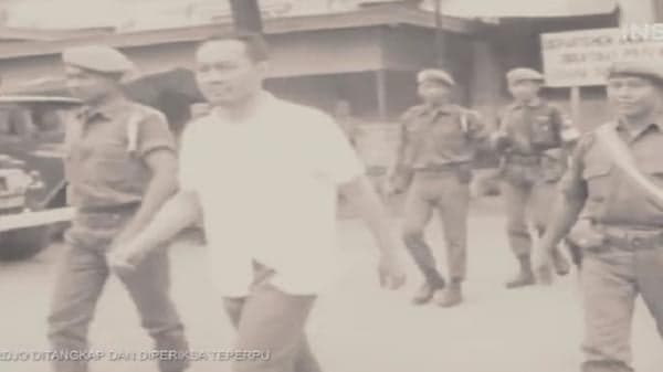 Tragis Kisah Pelarian Brigjen Soepardjo Raja Terakhir G30S PKI yang Ditangkap di Loteng Rumah Kopral Tragis Kisah Pelarian Brigjen Soepardjo Raja Terakhir G30S PKI yang Ditangkap di Loteng Rumah Kopral
