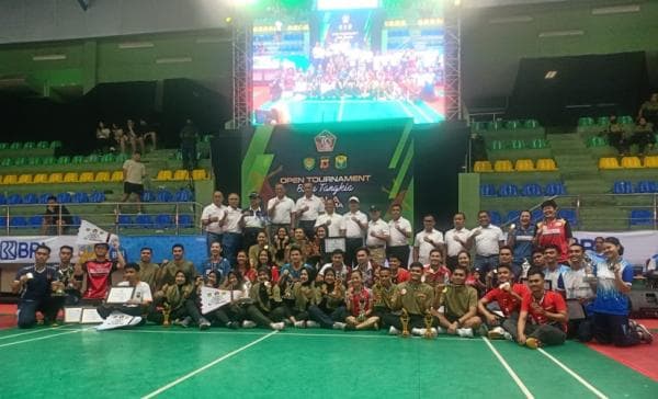 Ini Para Pemenang Open Tournament Bulutangkis Tingkat Nasional Piala Panglima TNI