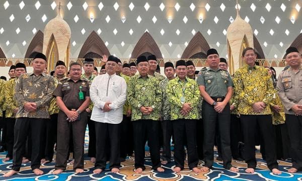 Lantik Pengurus DMI Jabar, Jusuf Kalla Minta Buat Program Bantu Jamaah