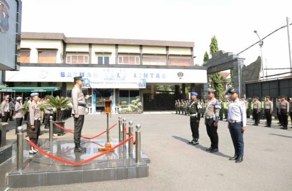 Operasi Zebra Semeru 2024 Berlangsung  14 hari, Polres Lamongan Gelar Apel Pasukan