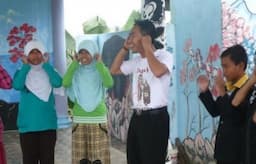 Sekolah Unik di Banyuwangi, Meraih Mimpi dengan Sayuran dan Doa