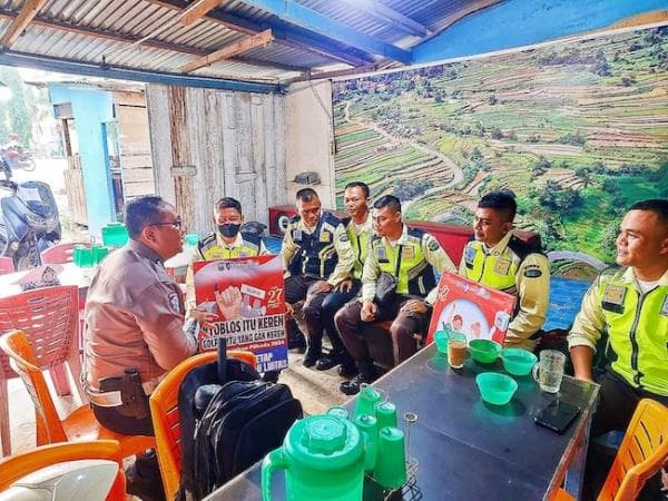 Satlantas Polres Pelalawan Operasi Zebra dan Sosialisasikan Pilkada Damai