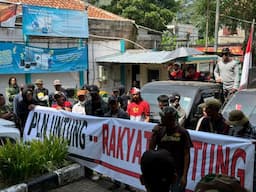 Warga Desa Budiharja Demo Kantor PLN Cililin, Tuntut Penambahan Gardu Listrik