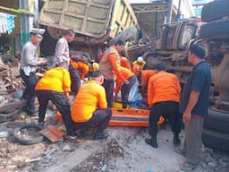 Korban Meninggal Kecelakaan Beruntun Dump Truk di Pasirkaruembi Subang Bertambah