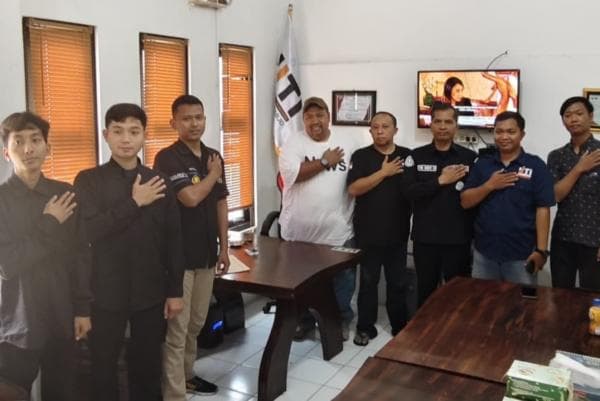 Ciptakan Suasana Aman dan Damai saat Pilkada, Humas Polresta Sidoarjo Kerjasama dengan IJTI Sidoarjo