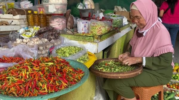 Musim Kemarau Panjang, Harga Cabai di Pasar Tradisional Tuban Merangkak Naik Signifikan