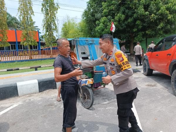 Pengemudi Becak di Dumai Diminta jaga Persatuan