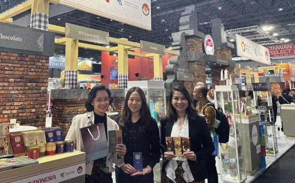 Perluas Pasar ke Eropa, Asosiasi Cokelat Bean to Bar Indonesia Buka Stand di SIAL Paris 2024 Perluas Pasar ke Eropa, Asosiasi Cokelat Bean to Bar Indonesia Buka Stand di SIAL Paris 2024