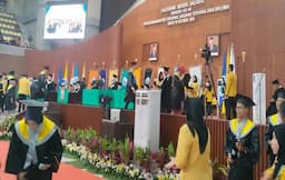 Gelar Wisuda ke-40, 55 Wisudawan PNJ Raih Predikat Cumlaude