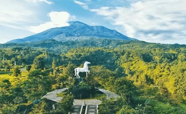 Jabar Utara Siap Jadi Alternatif Wisata Natal dan Tahun Baru 2025