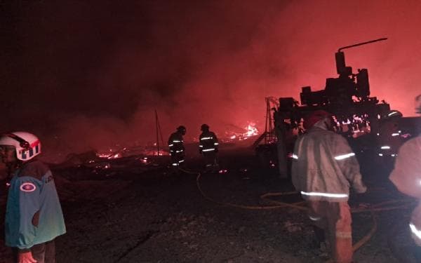 Kebakaran Hebat Dua Kandang Ayam di Sragen Ludes Terbakar, Kerugian Mencapai Rp 2 Miliar