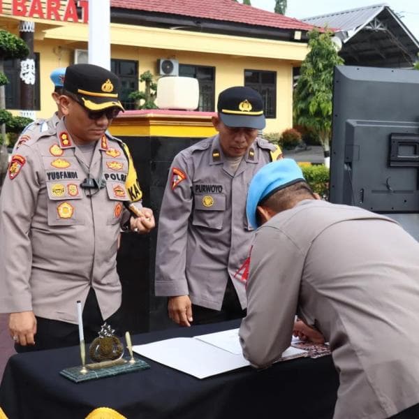 Jaga Netralitas Jelang Pilkada, Polres Kobar Gelar Penandatanganan Pakta Integritas