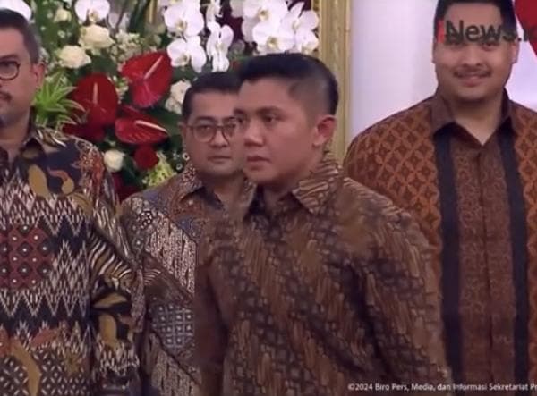 Prabowo Tunjuk Mayor Teddy Jadi Sekertaris Kabinet Merah Putih