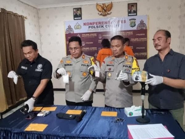 Bawa 186 Gram Sabu ke Depok, 2 Kurir Dibekuk Polsek Cinere