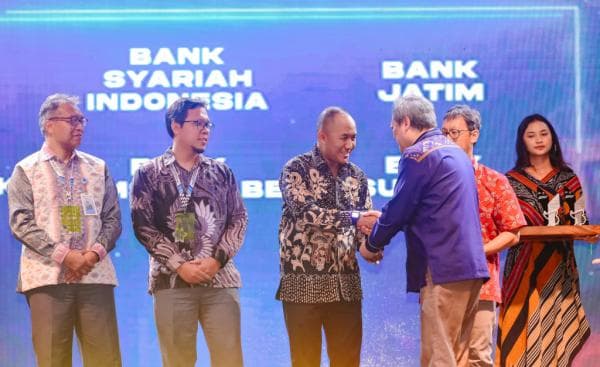 ATM Bersama Award 2024, Bank Jatim Sukses Jadi The Most Transaction Growth