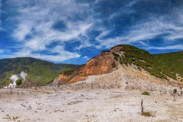 7 Gunung Tertinggi di Jawa Barat, Tempat Favorit Para Pendaki