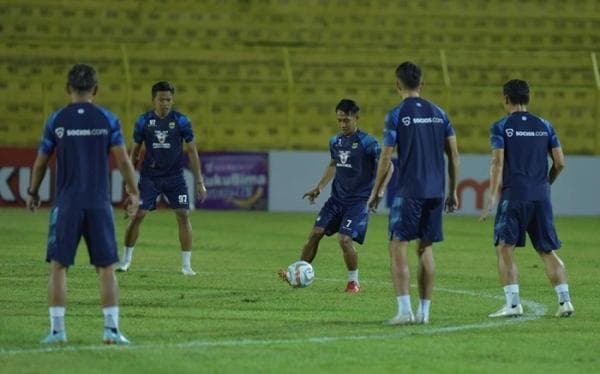 Tak Banyak Waktu Istirahat, Persib Langsung Geber Persiapan Hadapi Persik