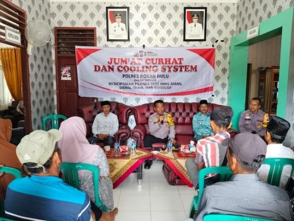 Wujudkan Pilkada Damai, Sat Binmas Polres Rokan Hulu Gelar Jumat Curhat