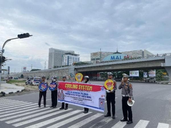 Sosialiasi di Jalan Raya, Kompol Alvin Minta Pengguna Jalan Jaga Rasa Aman