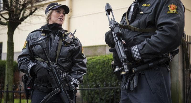 Norwegia Larang Demo di Luar Kedutaan Turki, tapi Tetap Legalkan Aksi Bakar Alquran Norwegia Larang Demo di Luar Kedutaan Turki, tapi Tetap Legalkan Aksi Bakar Alquran