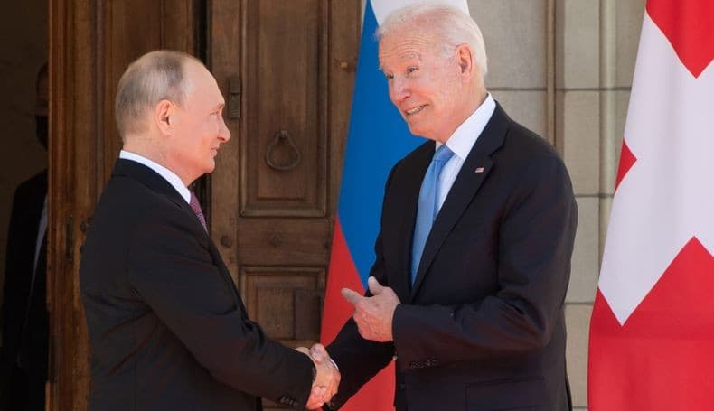 Joe Biden Sebut Rusia Bakal Serang NATO jika Ukraina Kalah, Putin: Tak Masuk Akal! Joe Biden Sebut Rusia Bakal Serang NATO jika Ukraina Kalah, Putin: Tak Masuk Akal!