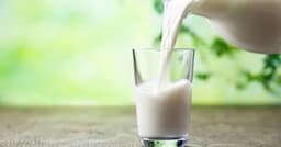 5 Manfaat Penting Minum Susu Setiap Hari, Atasi Stunting hingga Peningkatan Gizi 