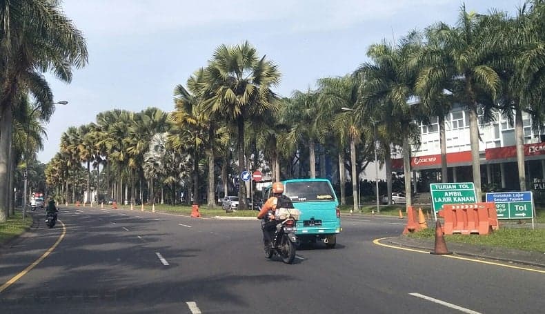 10 Arti Mimpi Tersesat Jalan Pulang, Selalu Jadi Pertanda Buruk? 10 Arti Mimpi Tersesat Jalan Pulang, Selalu Jadi Pertanda Buruk?